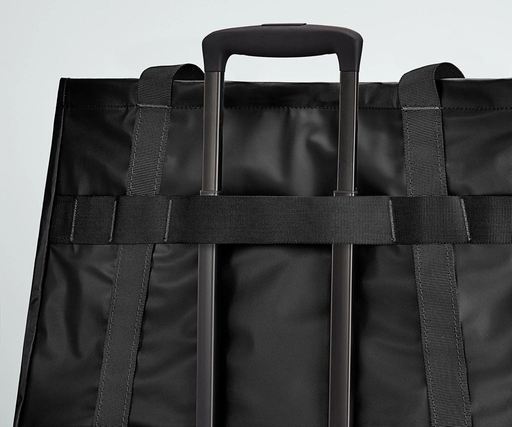 Active Tote 45L in Jet Black