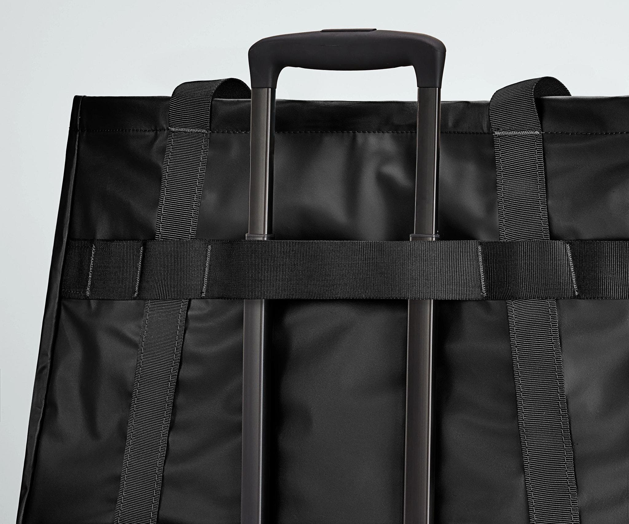 Active Tote 45L in Jet Black